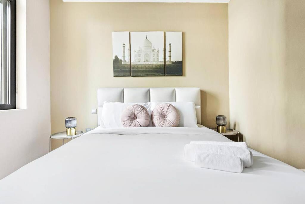 Apartment Koyo In The Heart Of Jbr Beach - 3Bdr Dubai Exteriör bild