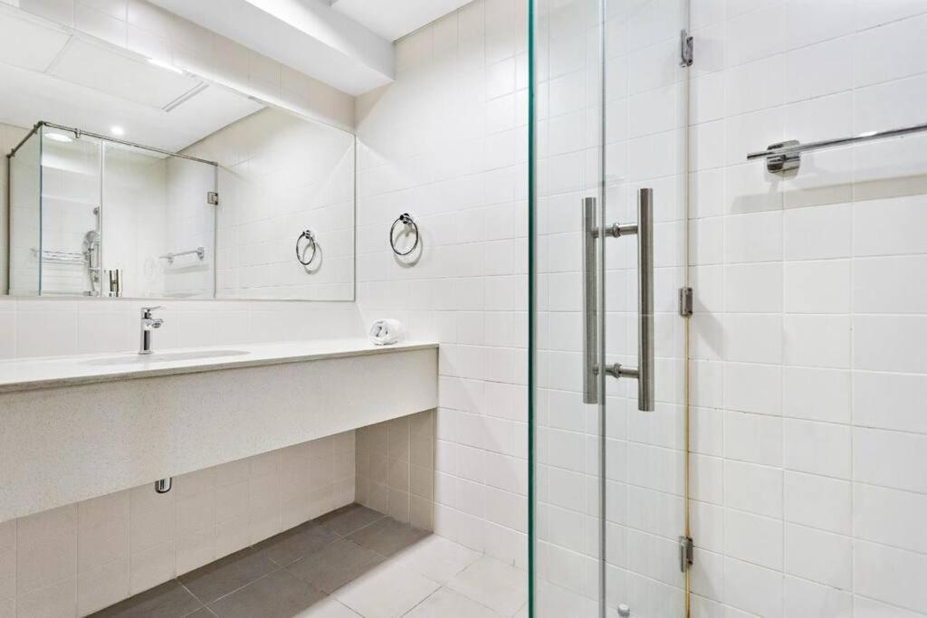 Apartment Koyo In The Heart Of Jbr Beach - 3Bdr Dubai Exteriör bild