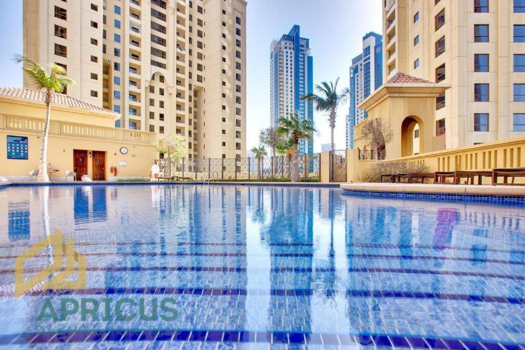 Apartment Koyo In The Heart Of Jbr Beach - 3Bdr Dubai Exteriör bild