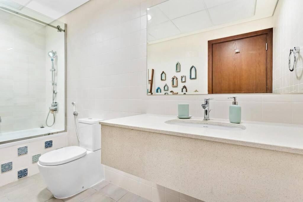 Apartment Koyo In The Heart Of Jbr Beach - 3Bdr Dubai Exteriör bild