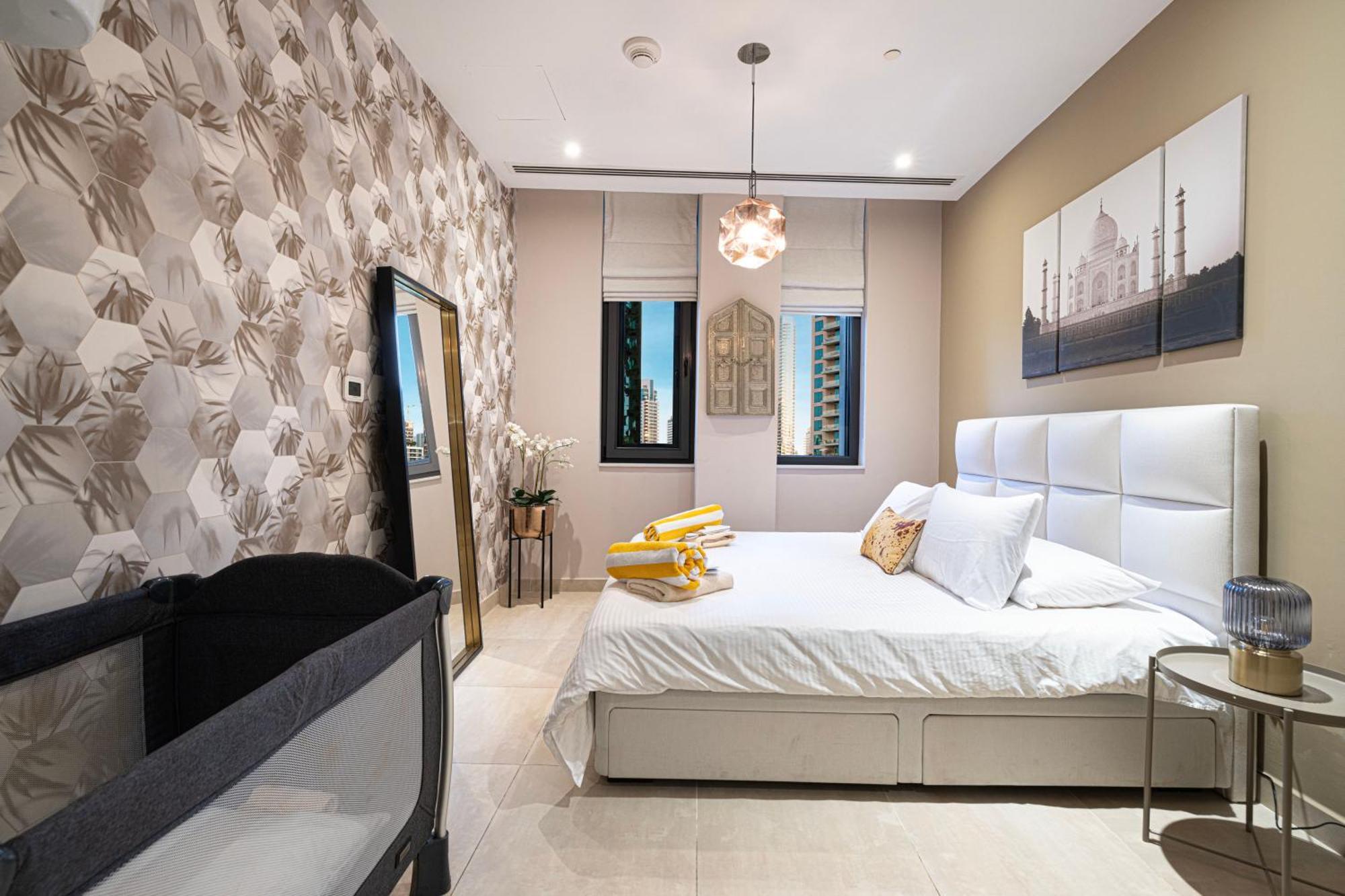 Apartment Koyo In The Heart Of Jbr Beach - 3Bdr Dubai Exteriör bild